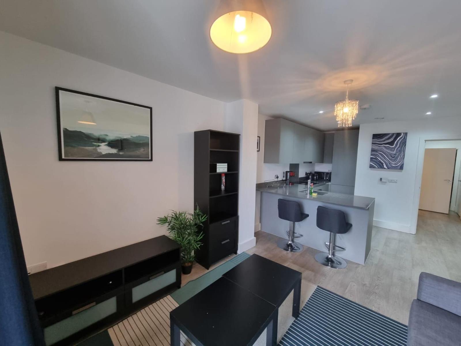 Sweet Ivy One Bedroom Flat *